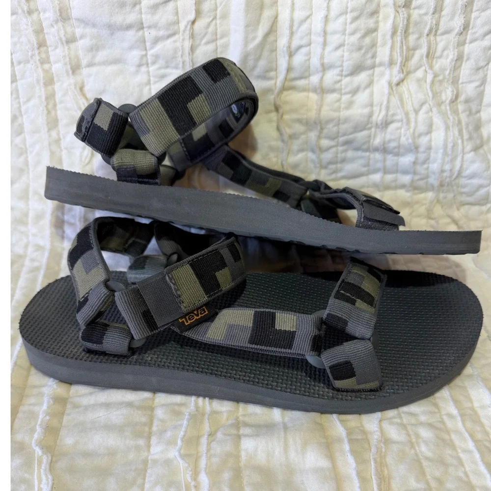 Teva Original Universal Sandals Green Pixel Gorpcore Sustainable Travel Mens 9